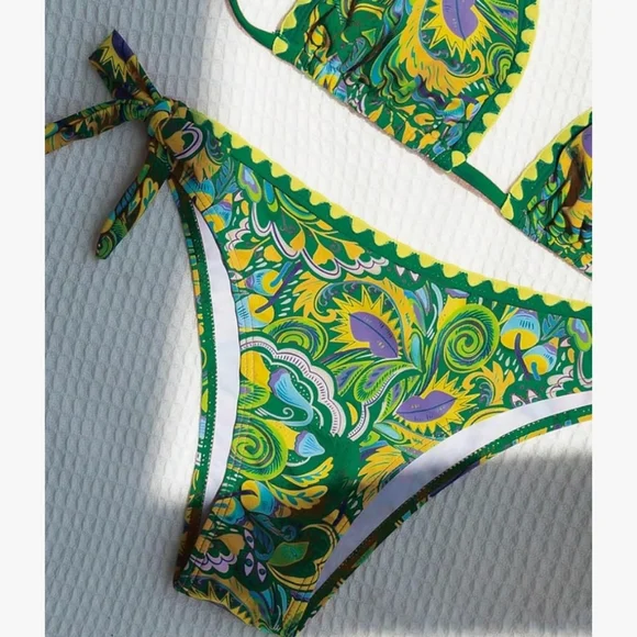 Green Paisley Bikini Set - Picture 3 of 5